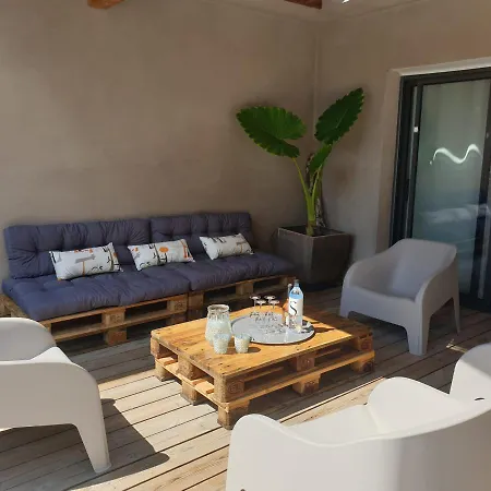 Natali 8 Pers Piscine 5 Minutes Plage * Gialla